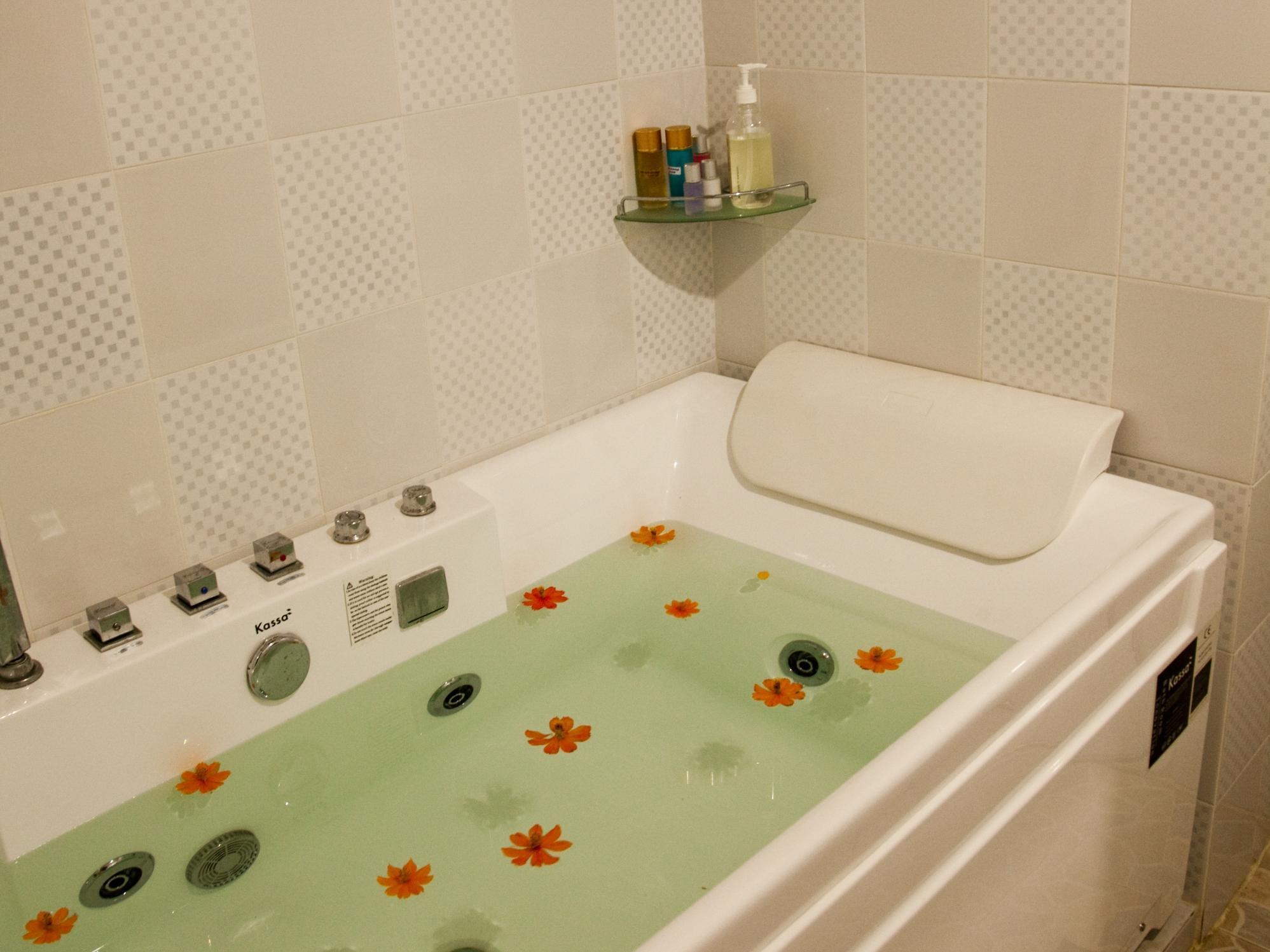 Zaza Hotel Samut Prakan Ngoại thất bức ảnh