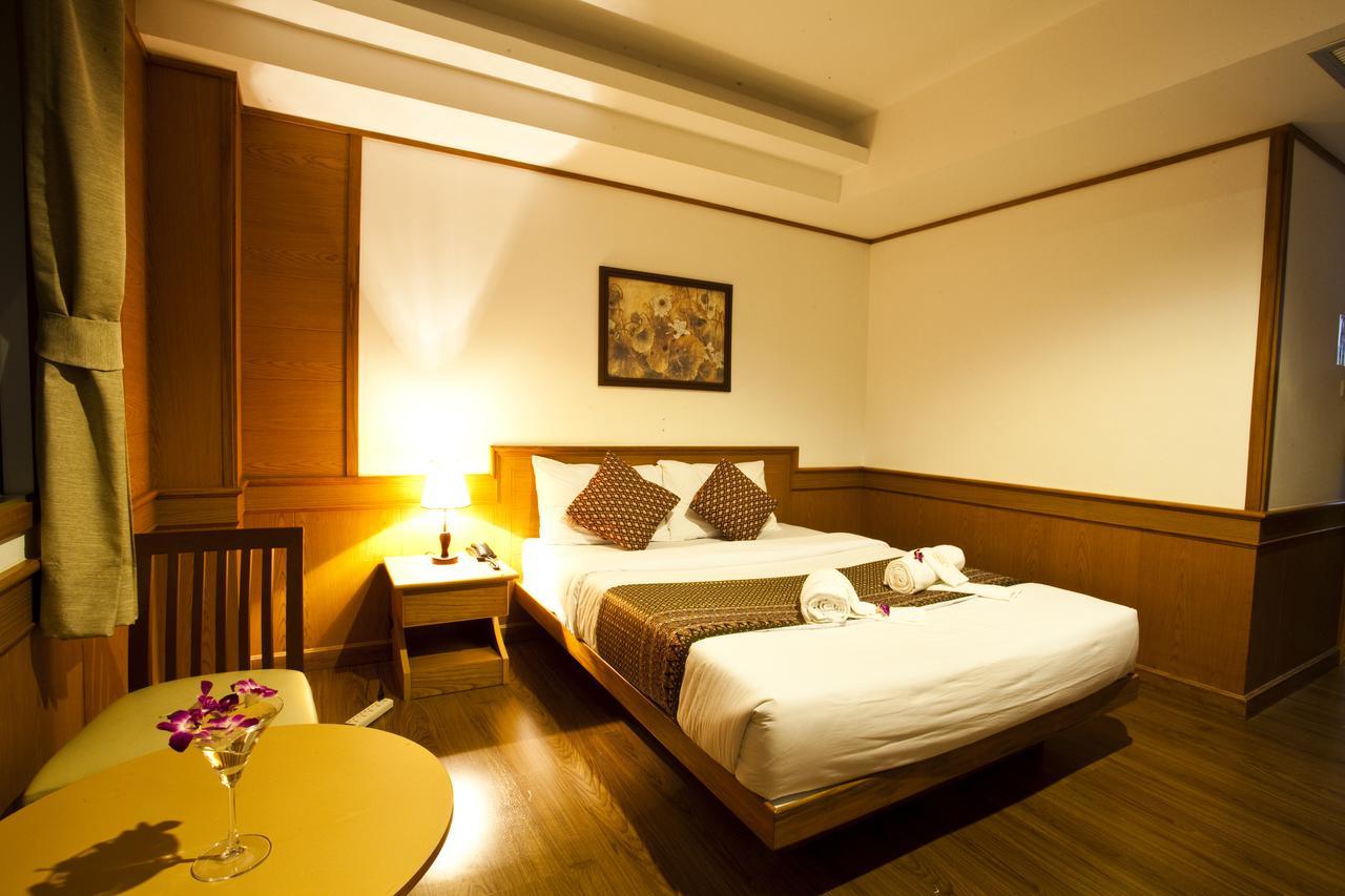 Zaza Hotel Samut Prakan Phòng bức ảnh