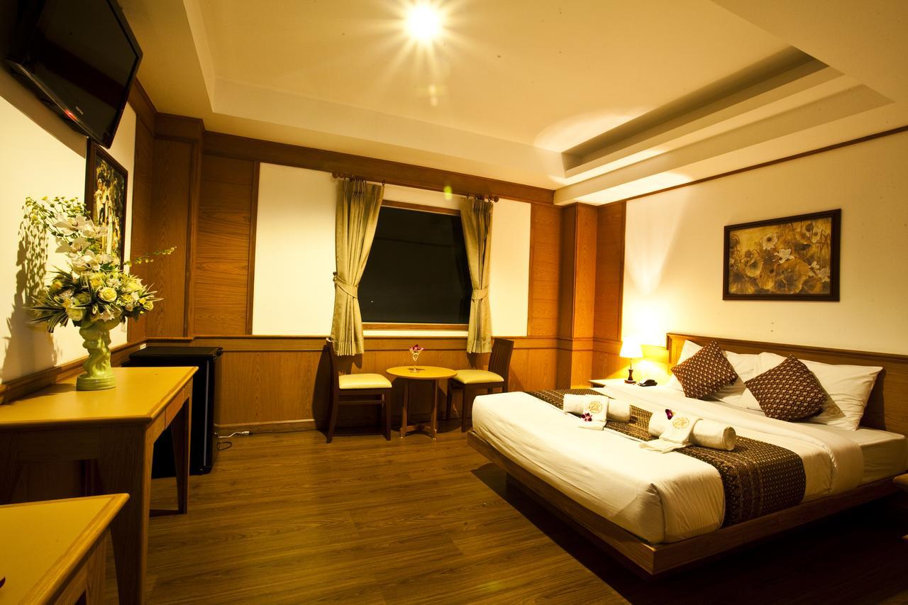 Zaza Hotel Samut Prakan Phòng bức ảnh